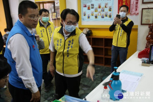 保障學童安全　台東教育處長率隊視導補習班防疫情形（圖／台東縣教育處提供）