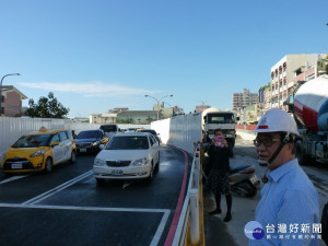 高雄中華地下道填平及拆除　南下便道提前開通（圖／高雄市政府提供）