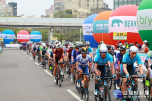 國際自由車環台賽高雄站（圖／高雄市政府）