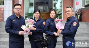 蘆竹分局長黃益三親手製作了38束婦女節鮮花，感謝女性同仁終年來對於警政工作的付出與辛勞。