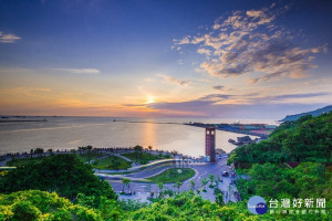 中山大學是全國唯一臨海設置運動教學場館的大專校院／中山大學提供