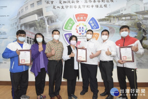 彰化縣長王惠美表揚彰化之光，柔道金牌國手黃晟瑋。