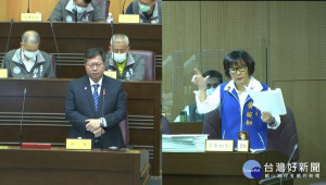 桃園市議員黃婉如建議桃園市長鄭文燦接任副閣揆，要什麼建設自己做。
