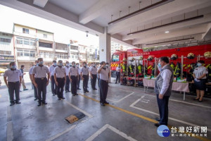 桃園市長鄭文燦肯定消防團隊的防疫表現。

