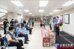 鄭文燦表示，感謝古華花園飯店秉持社會回饋與關懷的理念，與市府共同合作「力挺醫護英雄」公益計畫。

