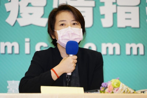 在中央流行疫情指揮中心的「防疫新生活運動」指引下，台北市副市長黃珊珊今（3）日宣布，自6月13日（週六）起，市立高中以下各級學校校園場地，將逐步開放。（圖／台北市府秘書處媒體事務組）