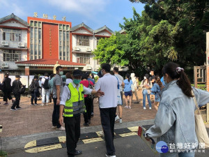 新北市立國民中學109學年度教師聯合甄選初試14日正式登場，今年度教師缺額共計83名