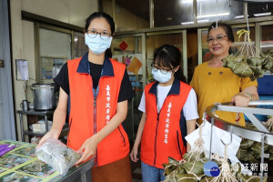 嘉義市衛生局啟動「109年度端午複合式專案」，抽驗端午應景食品及專案稽查包括食品業者登錄、食品良好衛生規範準則(GHP)等／嘉義市府提供