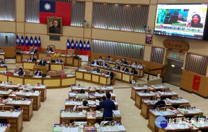 市政總質詢由林銘仁、何淑峰、鍾宏仁、張志豪、彭佳芸、鄭宇恩、廖宜琨、何博文、李坤城等議員提出質詢 （圖／記者黃村杉攝）