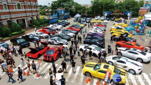  7/4南投公益慈善園遊會，邀民眾一起做愛心、逛市集、聽音樂、看超跑。(圖/記者賴淑禎攝)