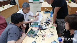 勞工大學開始選課，提供多元豐富的職場技能與勞動知識課程，歡迎勞工朋友來「報復性學習」 