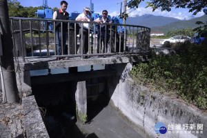 花蓮縣府偕同農田水利會　會勘調度農用灌水以應旱象