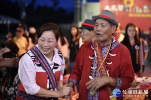 太巴塱、拉索埃部落豐年祭　徐榛蔚期許原住民文化世代傳承