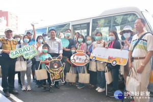 屏東郵輪巴士神山線首航　探訪在地人文美景