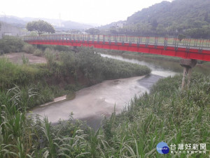 景美溪遭工地廢水汙染　北市環保局開罰並要求改善（圖／台北市環保局提供）