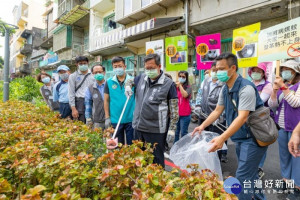 市長現場參與環境清理工作