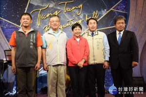澎縣府會參訪台南　賴峰偉期待麗娜輪安平馬公線開航