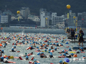 第六屆日月潭公開水域游泳錦標賽熱鬧登場。