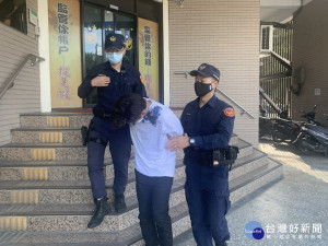 犯嫌送醫檢查無大礙後，板橋警分局依毒品危害防制條例及妨害公務罪嫌移送臺灣新北地方檢察署偵辦