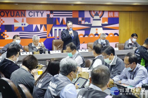 桃園市長鄭文燦指示，市府配合中央流行疫情指揮中心啟動「秋冬防疫專案」。