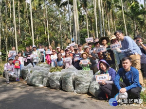 中央大學各單位熱情響應環境教育社會服務，將環境教育行動與大學社會責任付諸實踐。