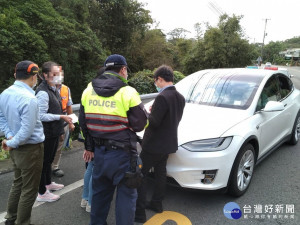 桃園市組聯合稽查小組，擴大稽查違規營業車輛