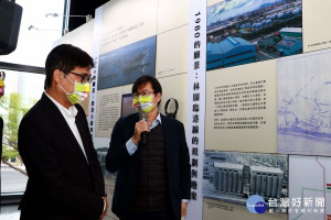 出席老電視看高雄事特展　陳其邁：見證城市前世今生