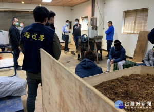 海巡署雲林查緝隊破獲藏匿於埔里鎮之兩處私菸製造廠，現場查獲市值約3仟萬元私菸原料及器具，全案依違反「菸酒管理法」裁處。