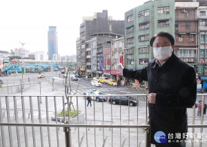 視察國門廣場第一階段工程及公車路線　林右昌籲細膩把衝擊降到最低