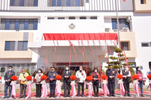 里港警分局新建辦公廳舍落成　潘孟安期提供民眾更優質服務