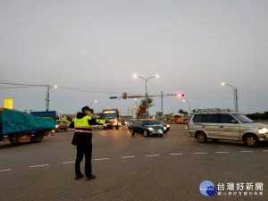 八德分局為避免民眾未經明確引導造成平面道路交通壅塞，宣導轄內替代道路

