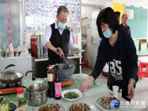 黑豆入年菜。林重鎣攝