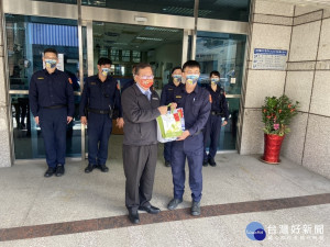 市長鄭文燦慰勉警察同仁

