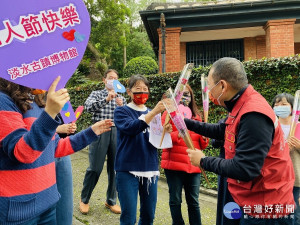 農曆大年初三（2/14）新北市長侯友宜特別到淡水古蹟博物館視察防疫工作