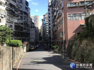 北市溫泉路電桿移除　天際線豁然開朗