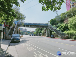 北投福強人行陸橋即將拆除　請用路人提前改道行駛