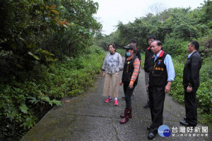 重視農民權益　徐榛蔚南下前往壽豐鄉會勘農路用地