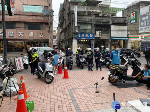 楊梅警分局警強力取締「改裝噪音車輛」，還給民眾安心的生活環境

