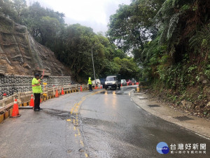 陽金公路邊坡加固續辦趕工　預計6月中完成