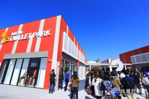 三井Outlet Park購物商場二期預計明年完工。