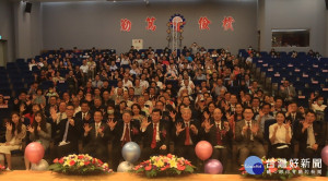 南開校慶各界佳賓雲集祝福。（記者扶小萍攝）