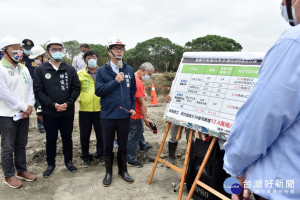 因應嚴峻水情　陳其邁視察高屏溪沿岸抗旱鑿井工程