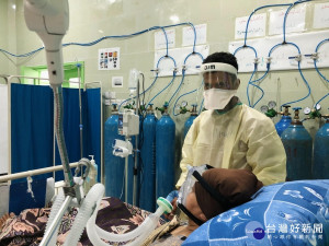Medical staff in the MSF run intensive care unit (ICU) for critically ill covid-19 patients, Al Gamhouria hospital Aden