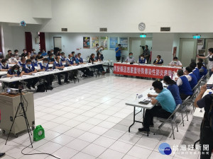 林明溱主持緊急防疫應變會議。（記者扶小萍攝)