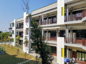 安定國民小學重建工程圍繞老樹的配置