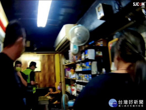 六人貨櫃屋內喝酒被罰。林重鎣翻攝