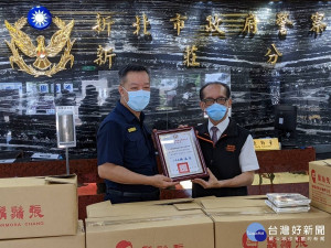 鬍鬚張董事長張永昌為力挺警察人員，自6月3日至6月9日，每日中午提供健康美味又營養的元氣便當給新莊警分局同仁
