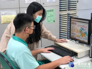 新北市高級中等學校教育博覽會辦理首次「線上直播答客問」，邀請家長與同學上線，有任何問題直接問、學校特色線上看