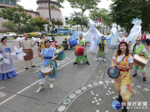 新北義起幸福挑擔服飾設計徵選活動，發揮創意有機會獲得1萬元超商禮券！徵選活動採網路報名