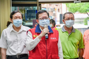 市長致詞表示，感謝龜山區農會熱心提供民眾疫苗意願登記及預約接種服務